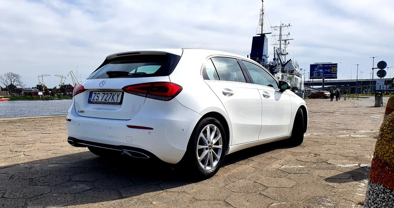 Mercedes-Benz Klasa A cena 105000 przebieg: 65350, rok produkcji 2018 z Szczecin małe 254